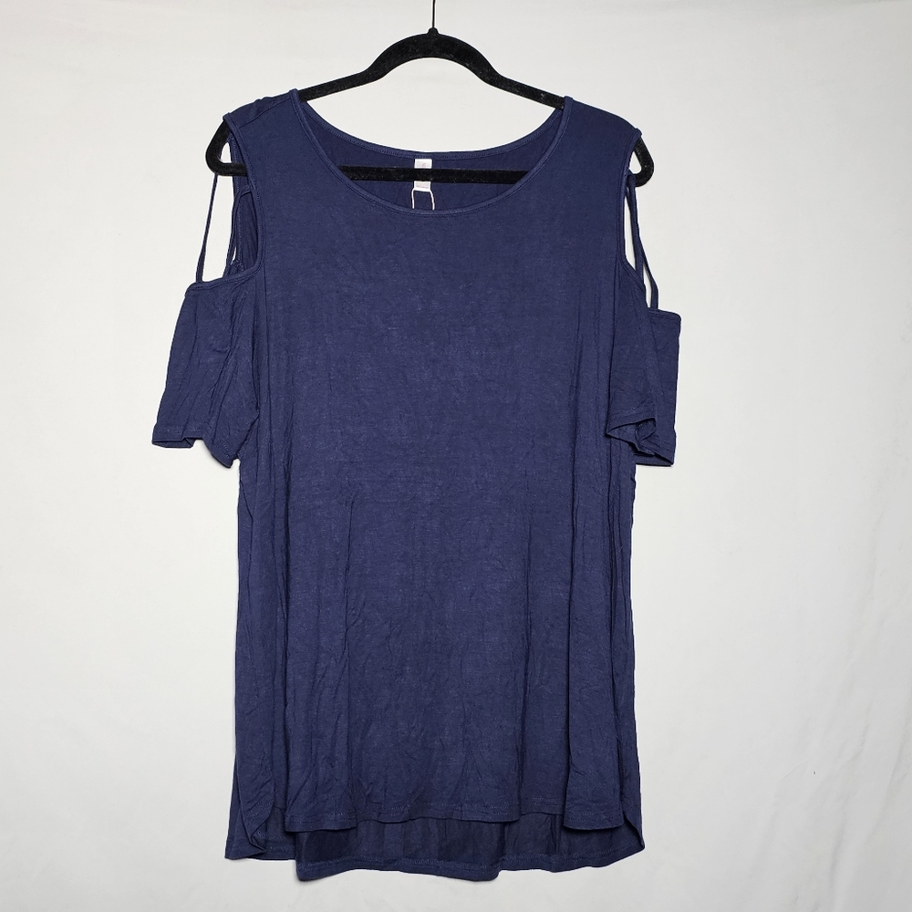 Women's Cold Shoulder Top Blue Niloufo NWT size 3X